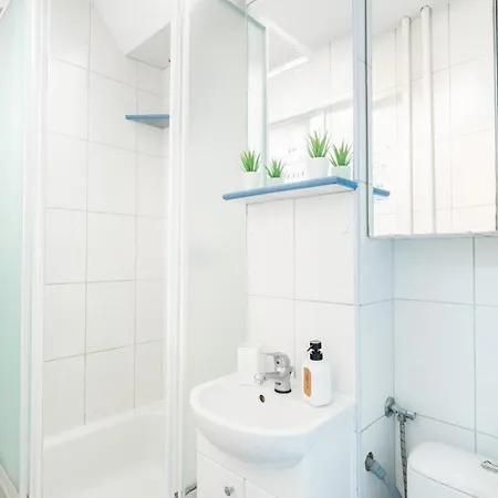Blue Lagoon Center Apartment Warsaw