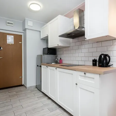 Blue Lagoon Center Apartman Varsó