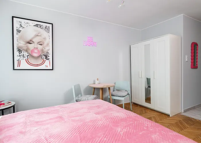 Blue Lagoon Center شقة